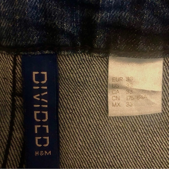 Men’s H&M Divided Brand Distressed Blue Jeans - Picture 3 of 7